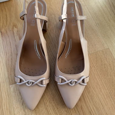 Geox Slingback Pumps