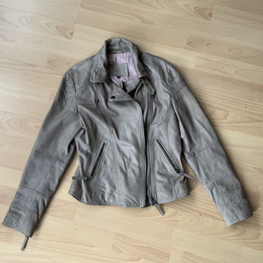 Veste en cuir grise