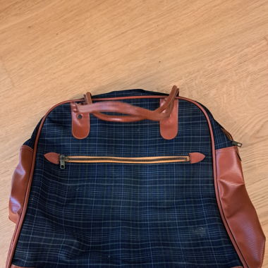 Vintage travel bag