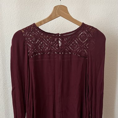 Bluse mit Rückenausschnitt