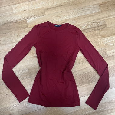 Top Zara a maniche lunghe