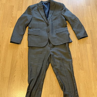 Gepflegter Anzug grau, Grösse M/L