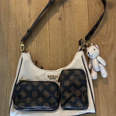 Sac bandoulière GUESS avec porte-clés en Teddy