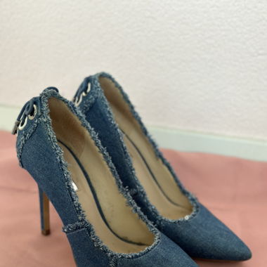 Guess Jeans Pumps