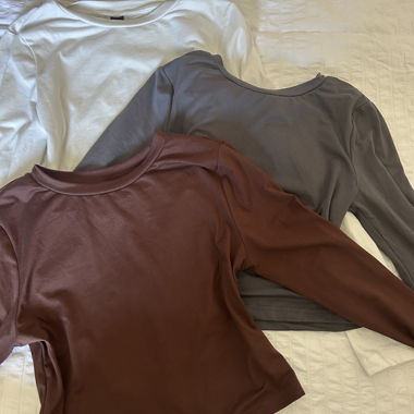 Ensemble de crop tops à manches longues brun gris blanc