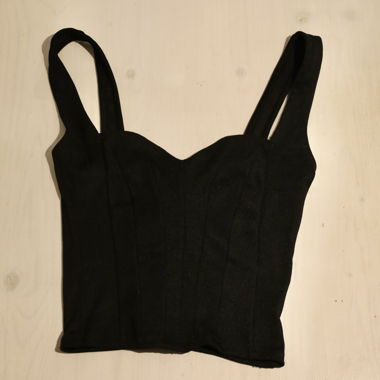 Basic black Top