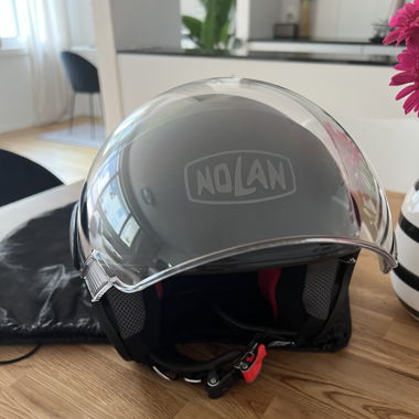 Nolan Motorradhelm