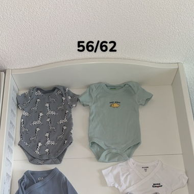 Vêtements bébé taille 56/62