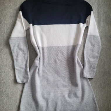 Robe pull tricot à blocs de couleur, gris blanc marine