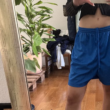 sport shorts