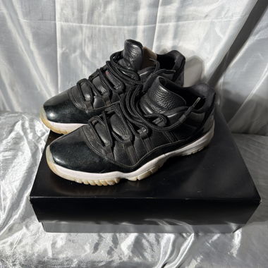 Jordan 11 retro low