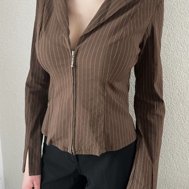 Camicia blusa a righe marroni con zip
