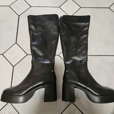 Bottes hautes noires MTNG 41