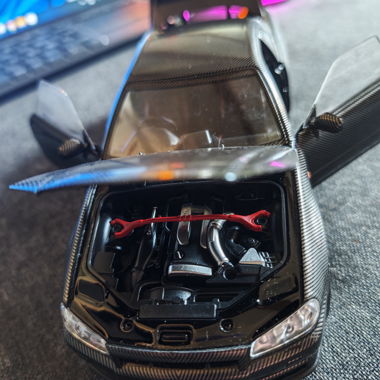 Nissan Skyline R34 GTR 1/24 look carbonio