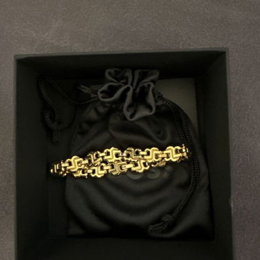 Boss Armband