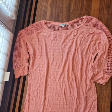 Guess T-Shirt Korall-Farbe