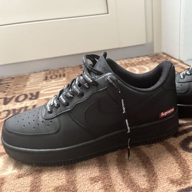 Airforce noir Supreme
