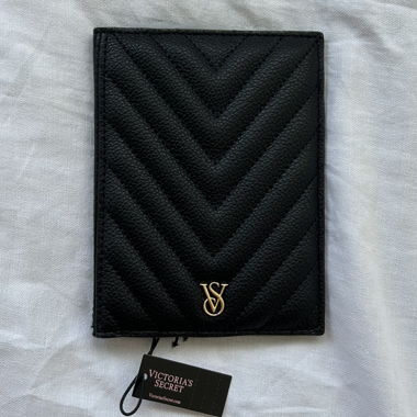 Brand new Victoria’s Secret Passport Case