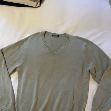V-neck Sweater