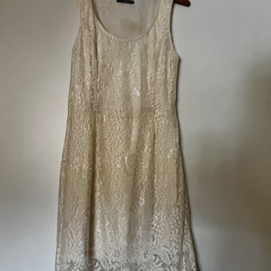 Spitzenkleid in Creme
