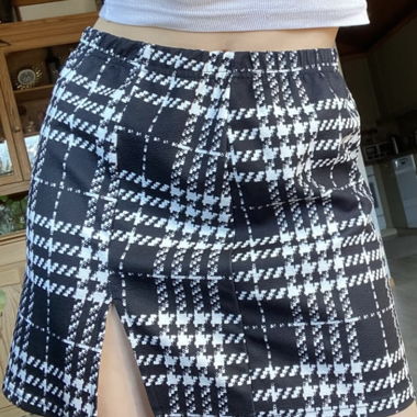 Cute checkered miniskirt 