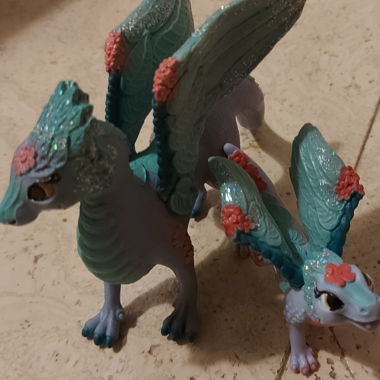 Drago Schleich con cucciolo