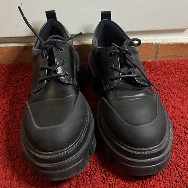 Schwarze Schuhe *fast neu*