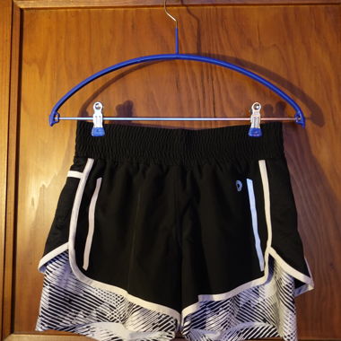 Kurze Sporthose