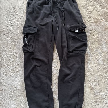 Pantaloni jogging cargo neri