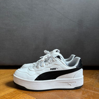 Puma Sneakers