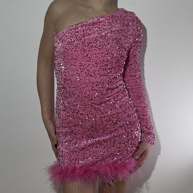 Abito rosa con paillettes