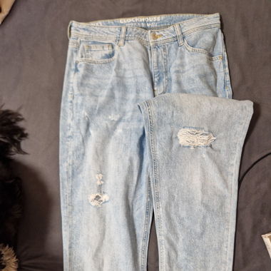 Hellblaue Jeans