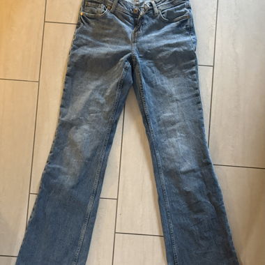 Jeans Bershka Gr. 34