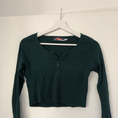 Cropped Long-Sleve