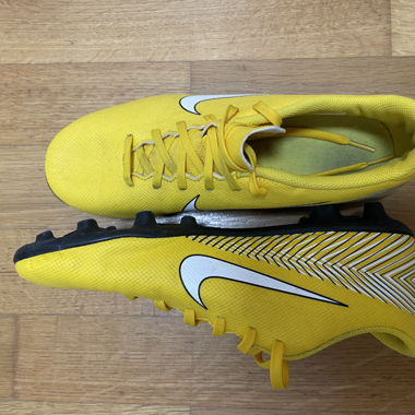 Nike Fussballschuhe gelb