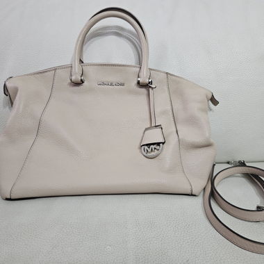 Borsa a mano MK rosa NUOVA