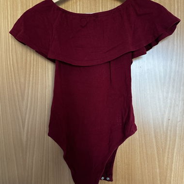 Bordeauxroter Body Jennyfer