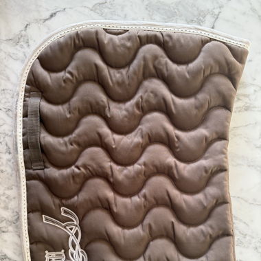 Équitation - PENELOPE - tapis de selle moka 