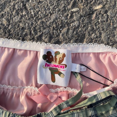 Jeans Boxer strappato di Heaven by Marc Jacobs