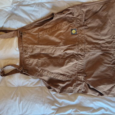 Salopette in jeans marrone
