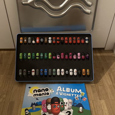 Cofanetto Nanomania Migros con album