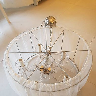 Grosse Schlafzimmerlampe / Kronleuchte mit Stoff