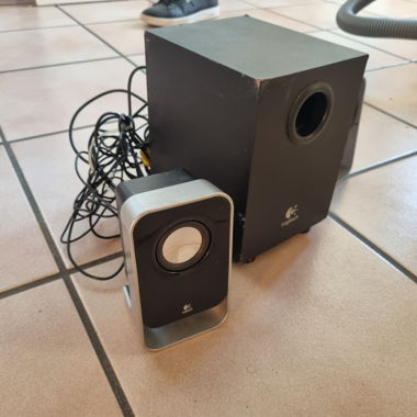 Logitech speaker set