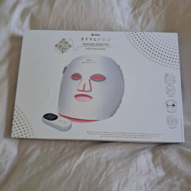 Maschera LED per il viso nuova