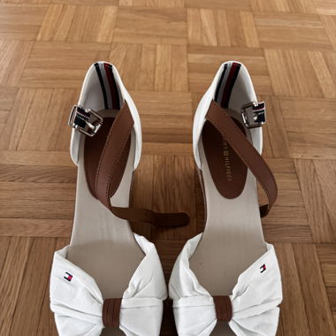 Wedge sandals