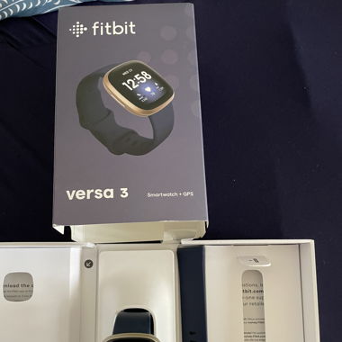 Fitbit versa 3