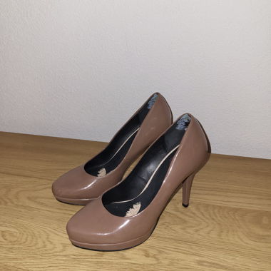 High Heel Pumps