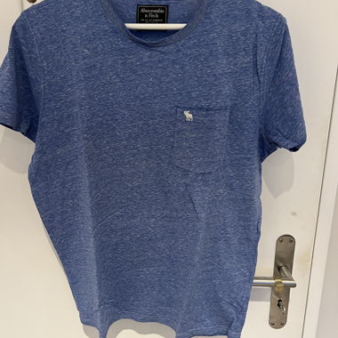 T-shirt Abercrombie & Fitch