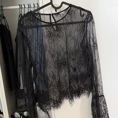 Top transparents à dentelle 