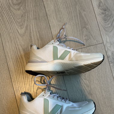 Sneakers Veja Scarpe da allenamento Taglia 38/39